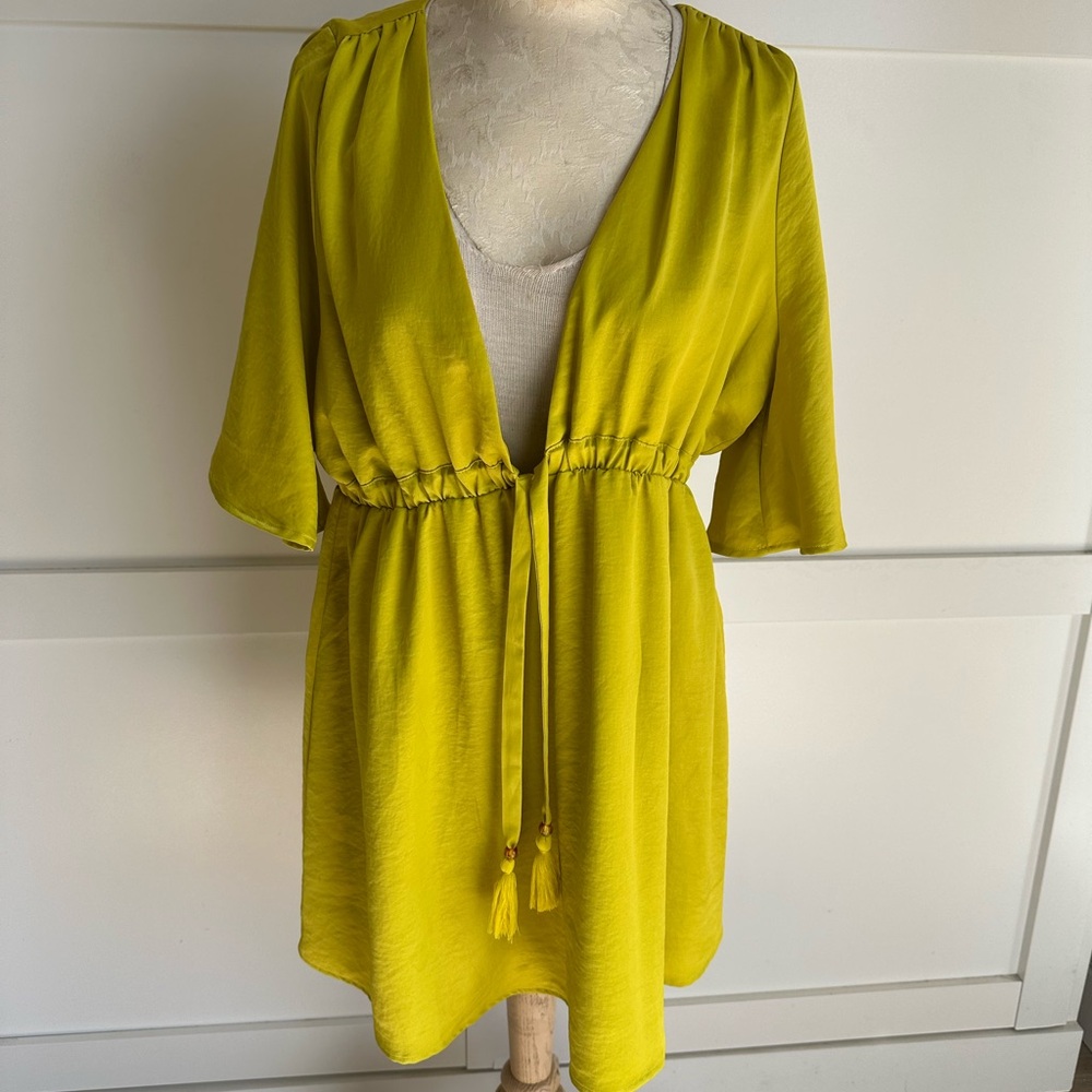 House of Harlow 1960 Mustard Kimono Cardigan